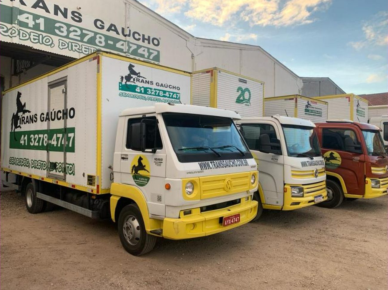 Caminhões da Trans Gaúcho prontos para o roteiro